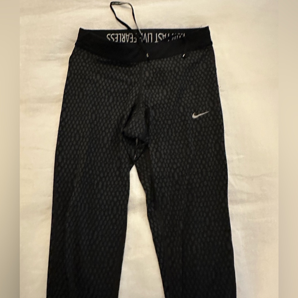 Nike dry fit leggings